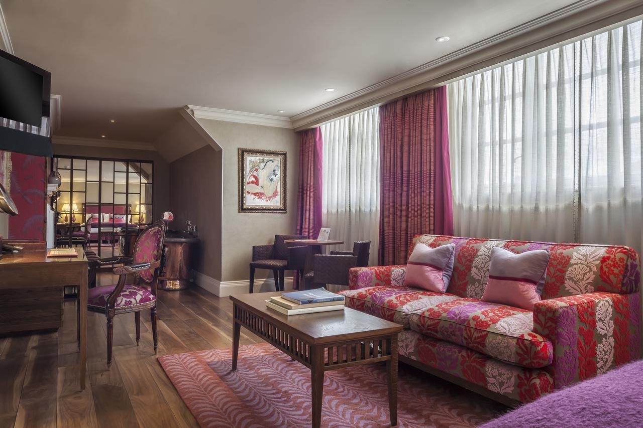 Готель The Roseate Редінг Екстер'єр фото A suite at the Mandarin Oriental London